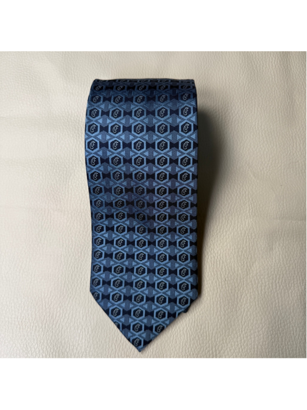 Chick-fil-A Team Style Tie North DeKalb Logo Blue Geometric Mens Necktie